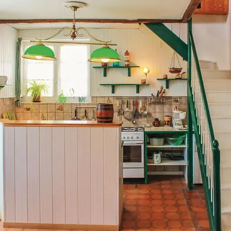 Cozy In Fouesnant With Kitchenette La Forêt-Fouesnant